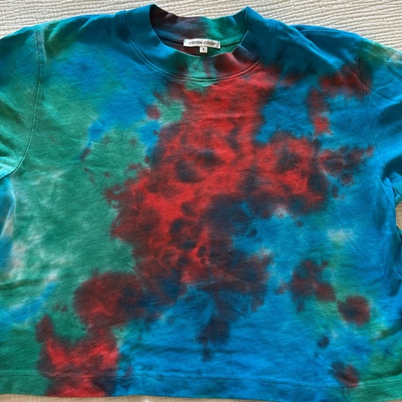 COTTON CITIZEN Tokyo Short Sleeve Tie-Dye Crop Top - Picture 3 of 5